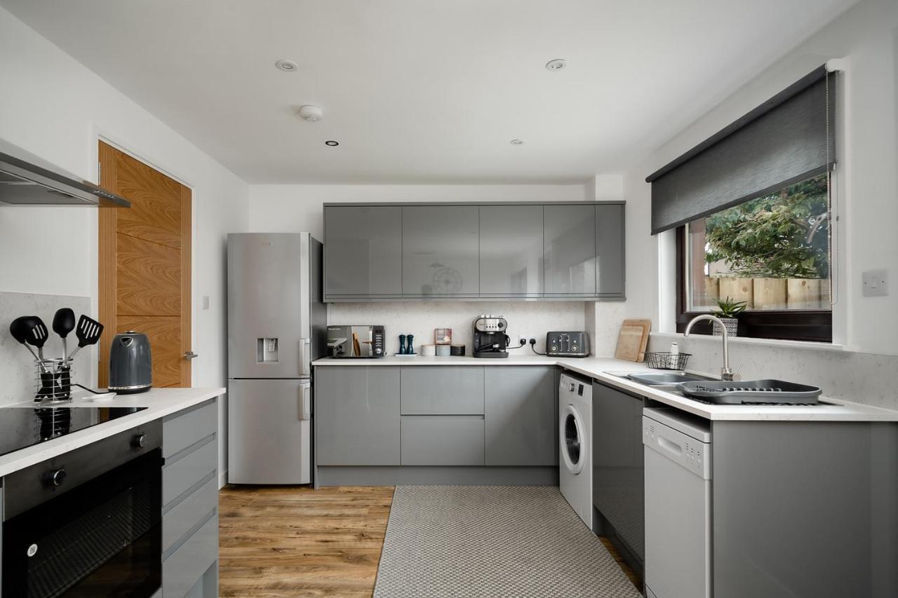Ness Riverfront Holiday Home - City Centre Ίνβερνες Εξωτερικό φωτογραφία
