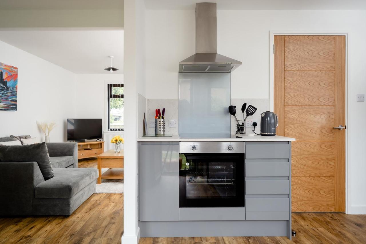 Ness Riverfront Holiday Home - City Centre Ίνβερνες Εξωτερικό φωτογραφία
