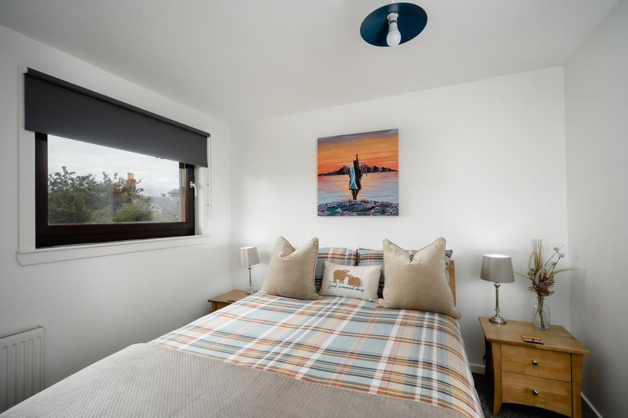 Ness Riverfront Holiday Home - City Centre Ίνβερνες Εξωτερικό φωτογραφία